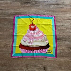 MOSCHINO BOTIQUE Made in Italy Silk Cupcake Print Square Scarf NWOT READ DESC